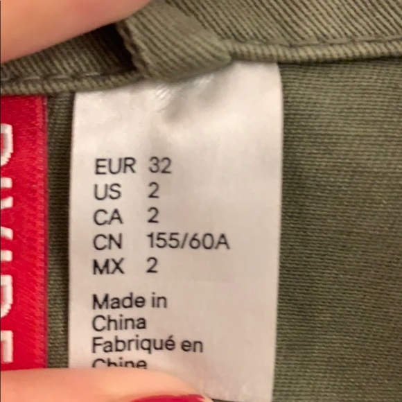 SOLD H&M Jacket - Picture 3 of 3